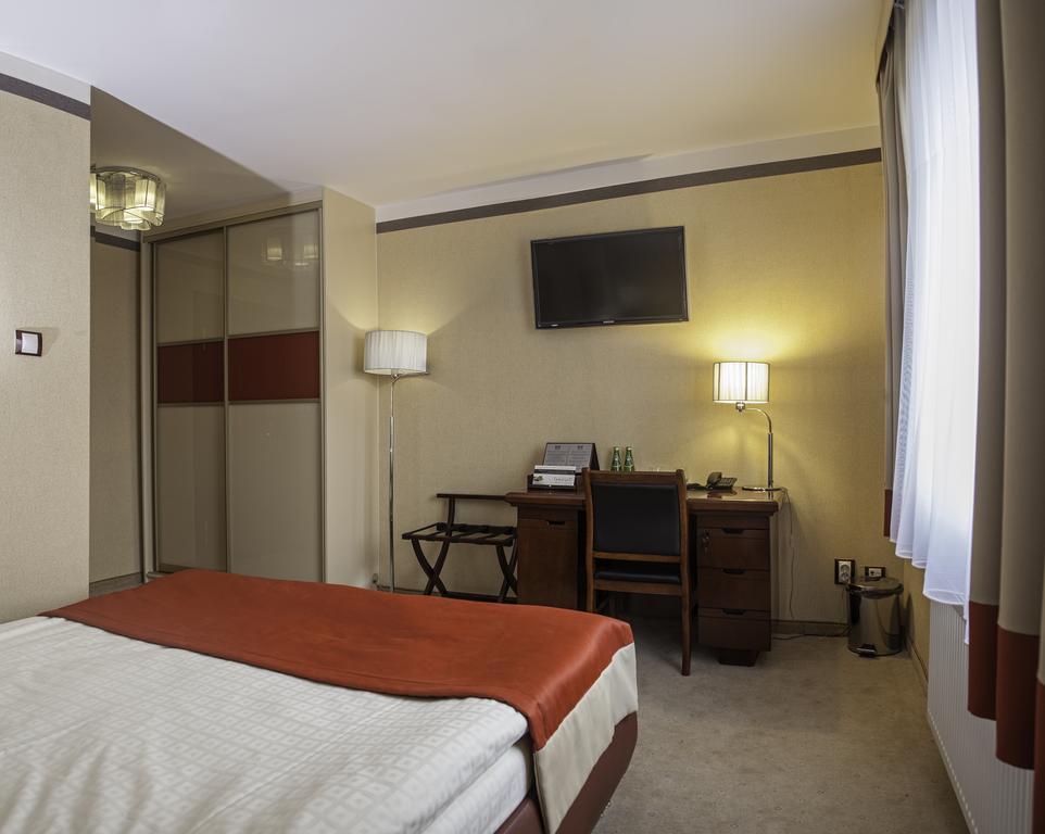 M Hotel Sosnowiec Exterior foto