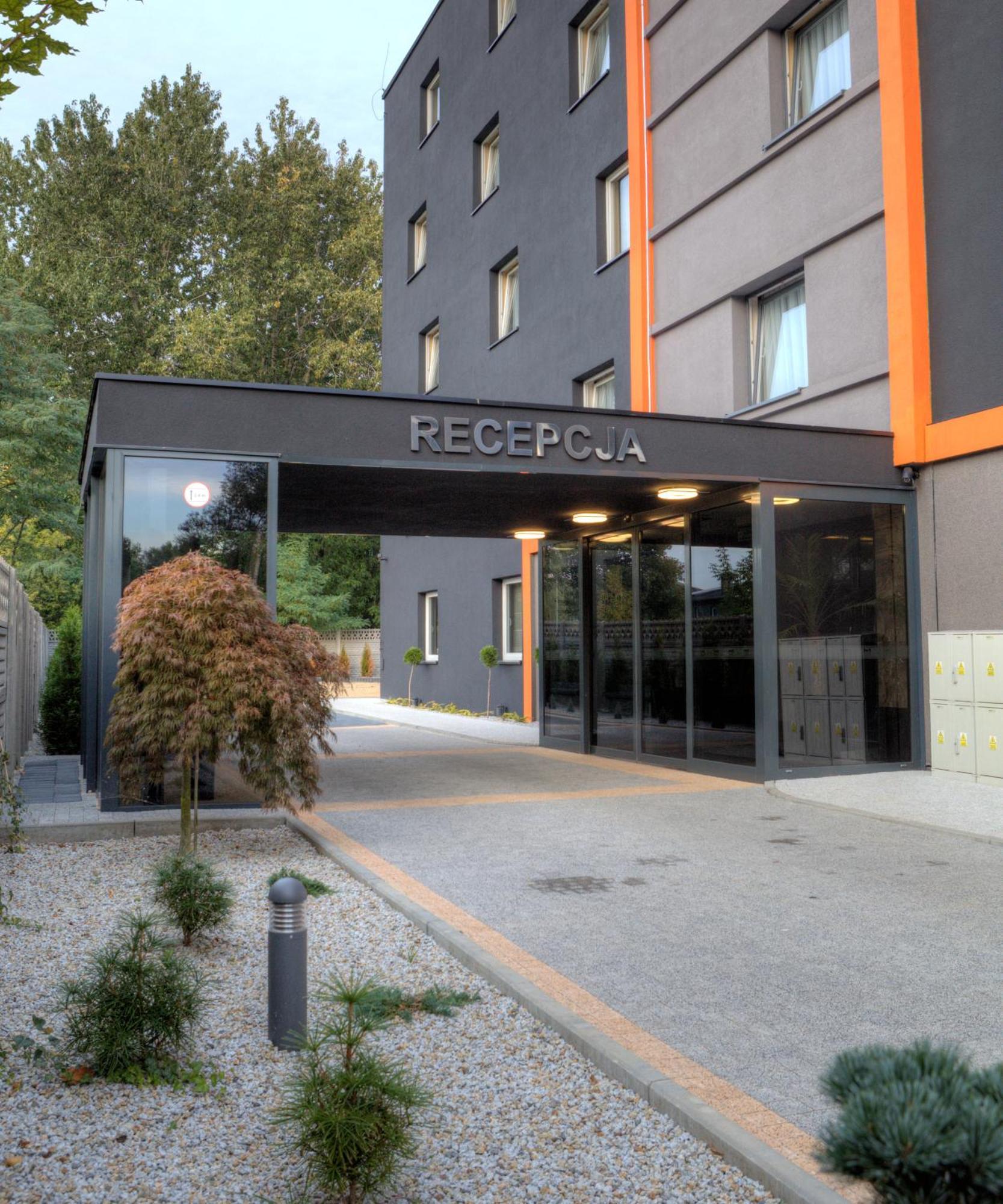 M Hotel Sosnowiec Exterior foto