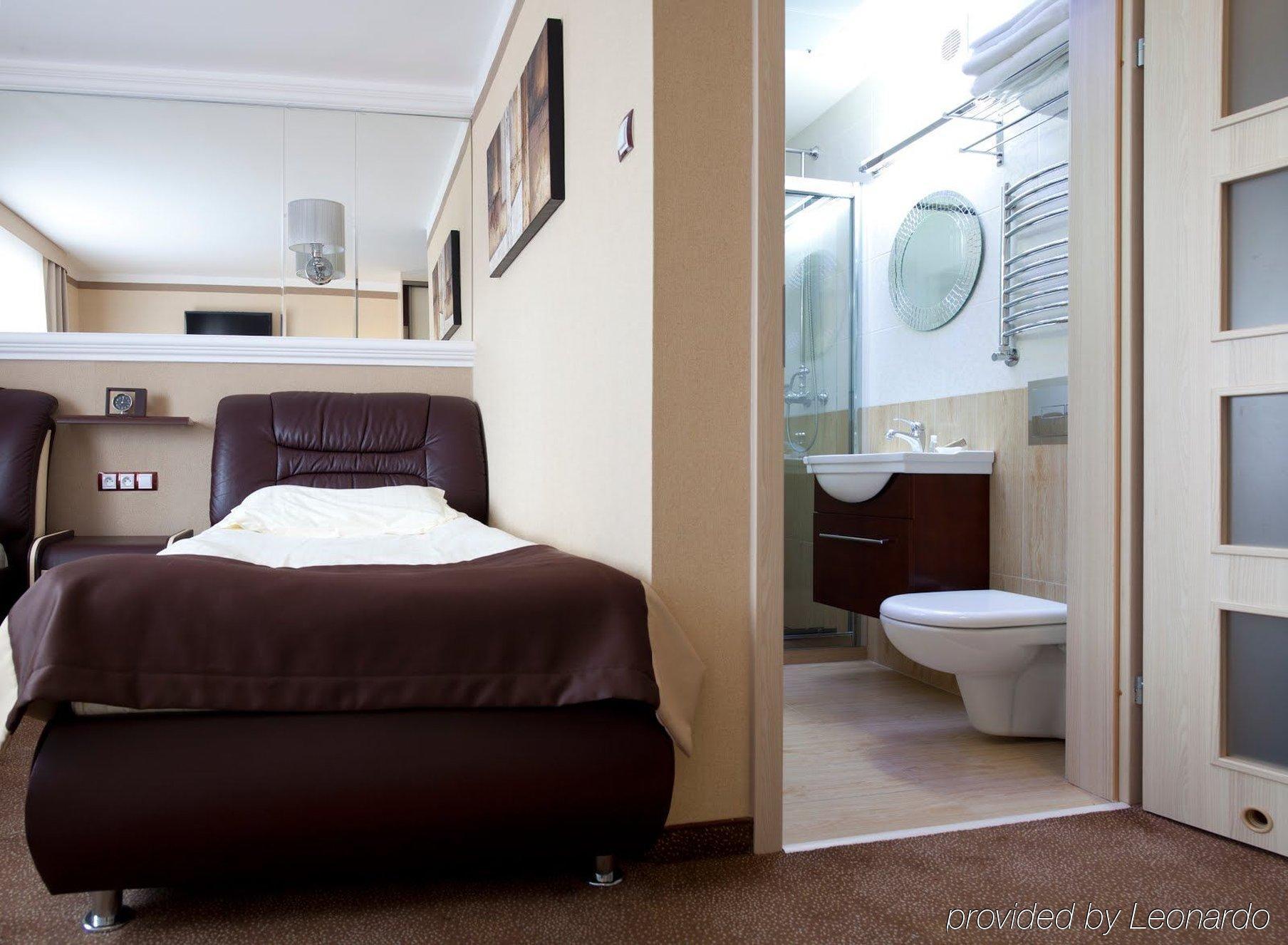 M Hotel Sosnowiec Exterior foto