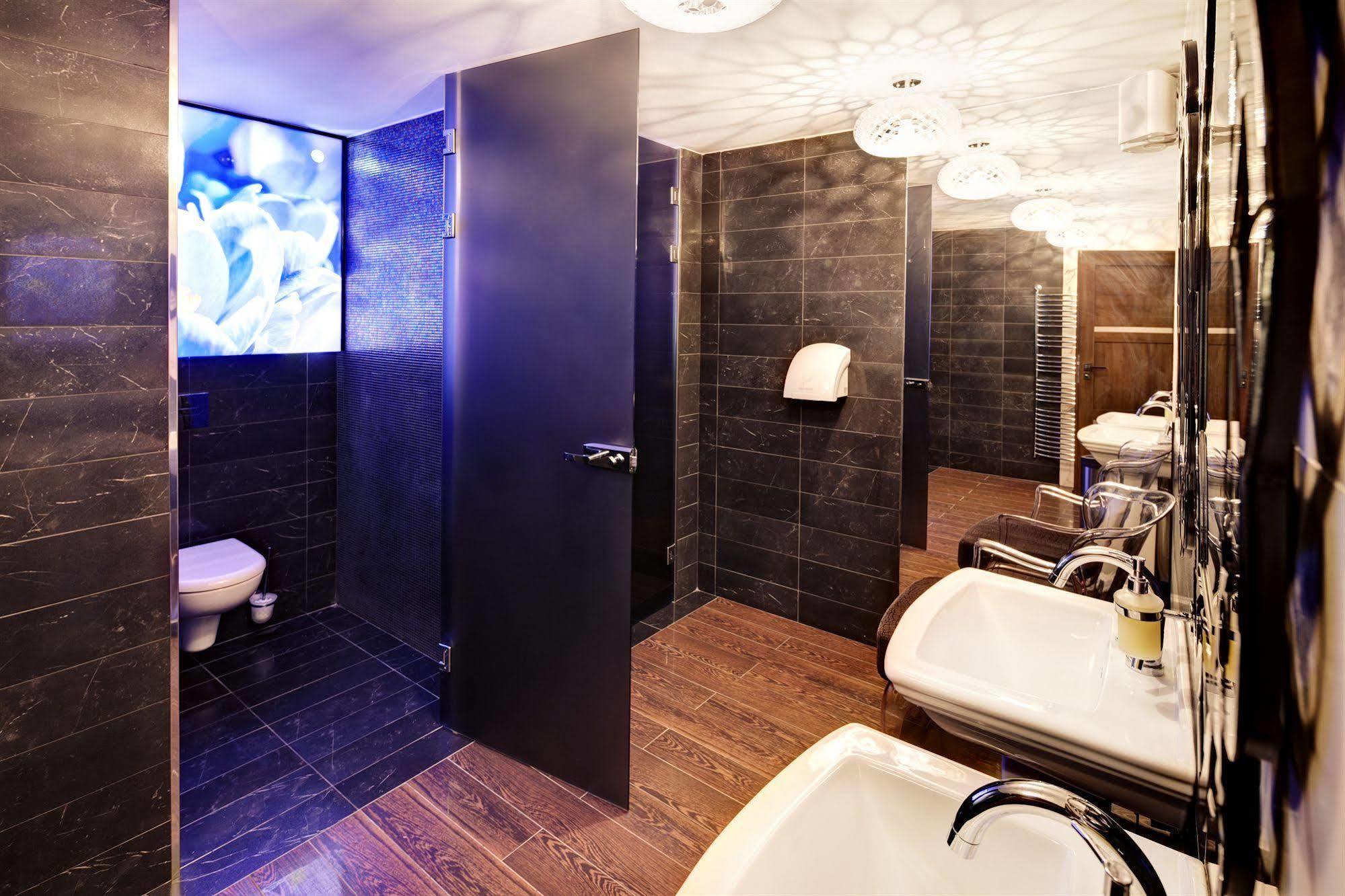 M Hotel Sosnowiec Exterior foto